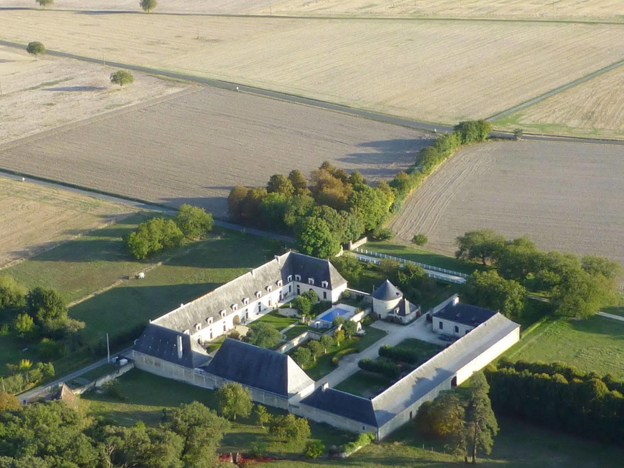 Le Clos Chavigny Lerné Eksteriør billede