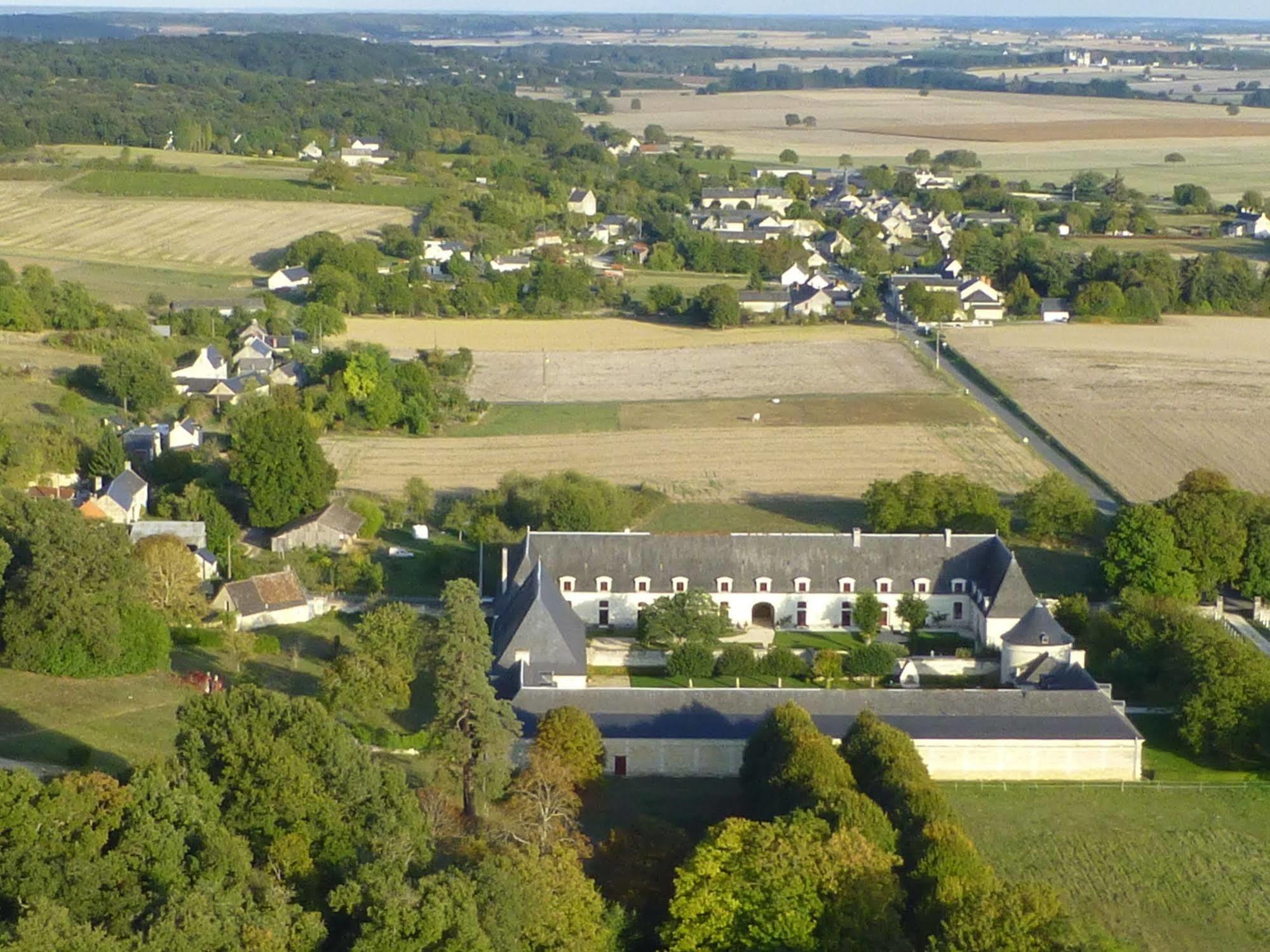 Le Clos Chavigny Lerné Eksteriør billede
